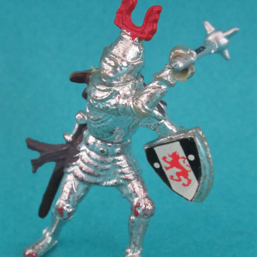 3. Chevalier avec fléau d'armes et bouclier.